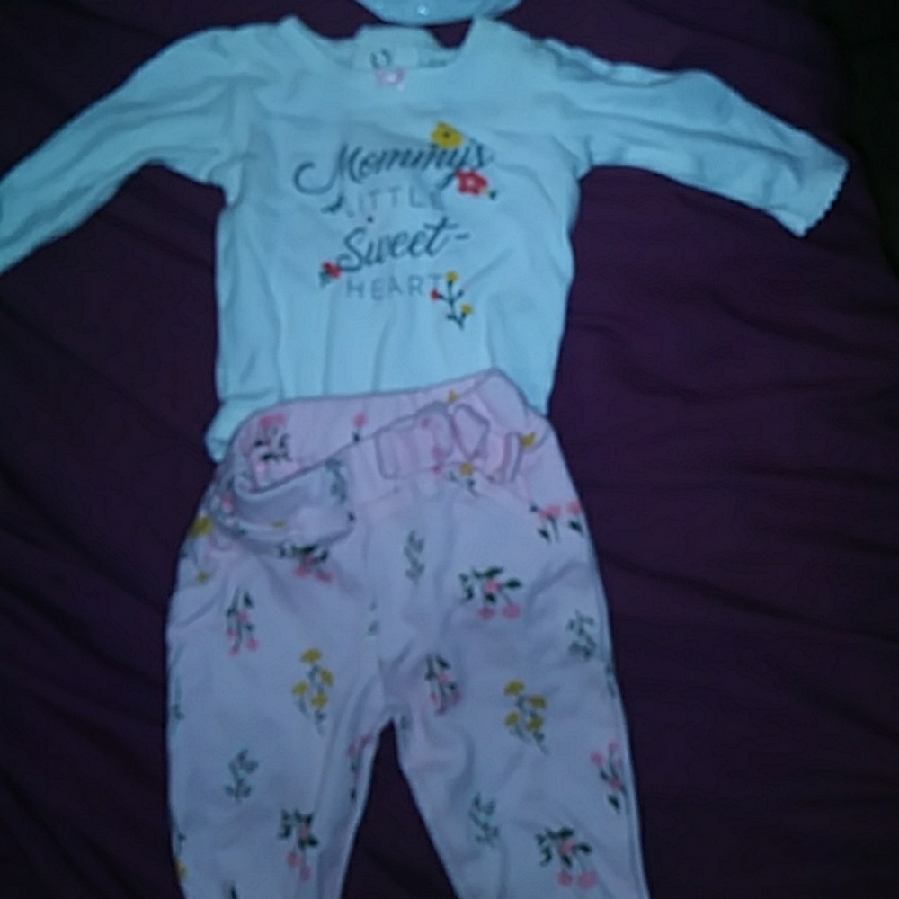 Infant girl
